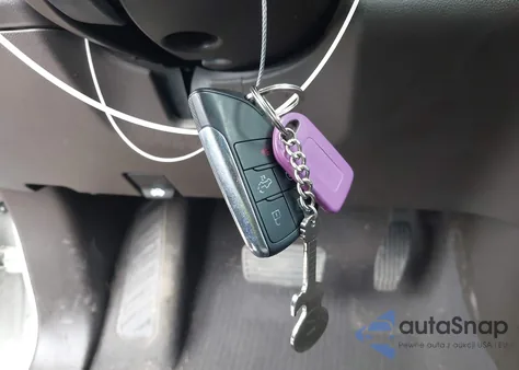 2022 Chevrolet Silverado 1500 4Wd Short Bed Rst z USA, uszkodzony, nr VIN 1GCUDEED1NZ589500